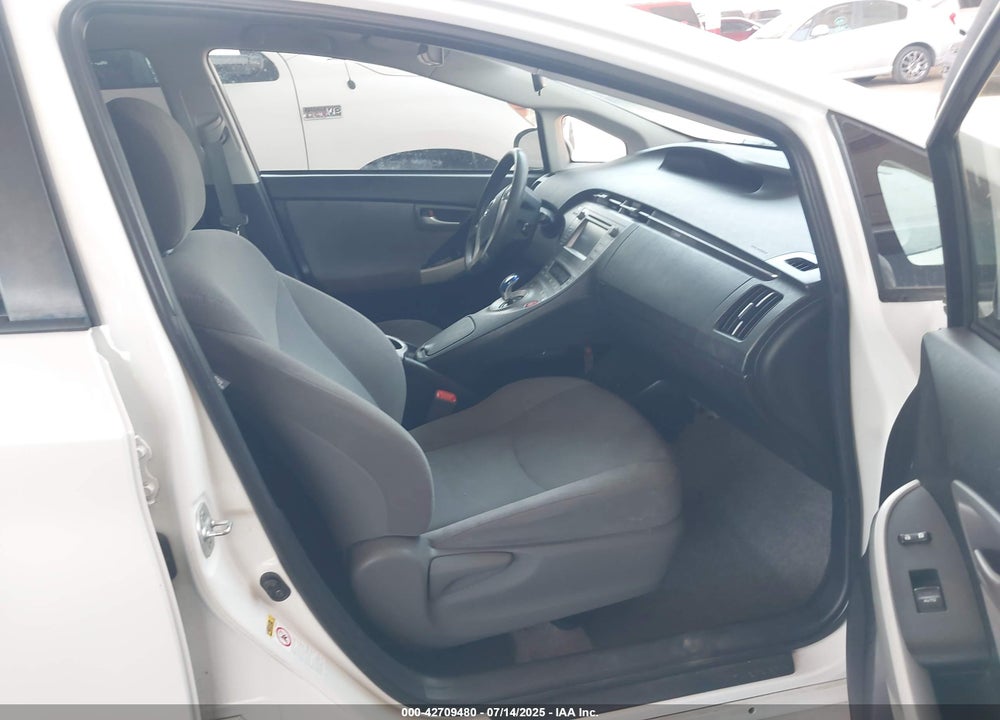 2013 TOYOTA PRIUS VIN: JTDKN3DU9D5663441