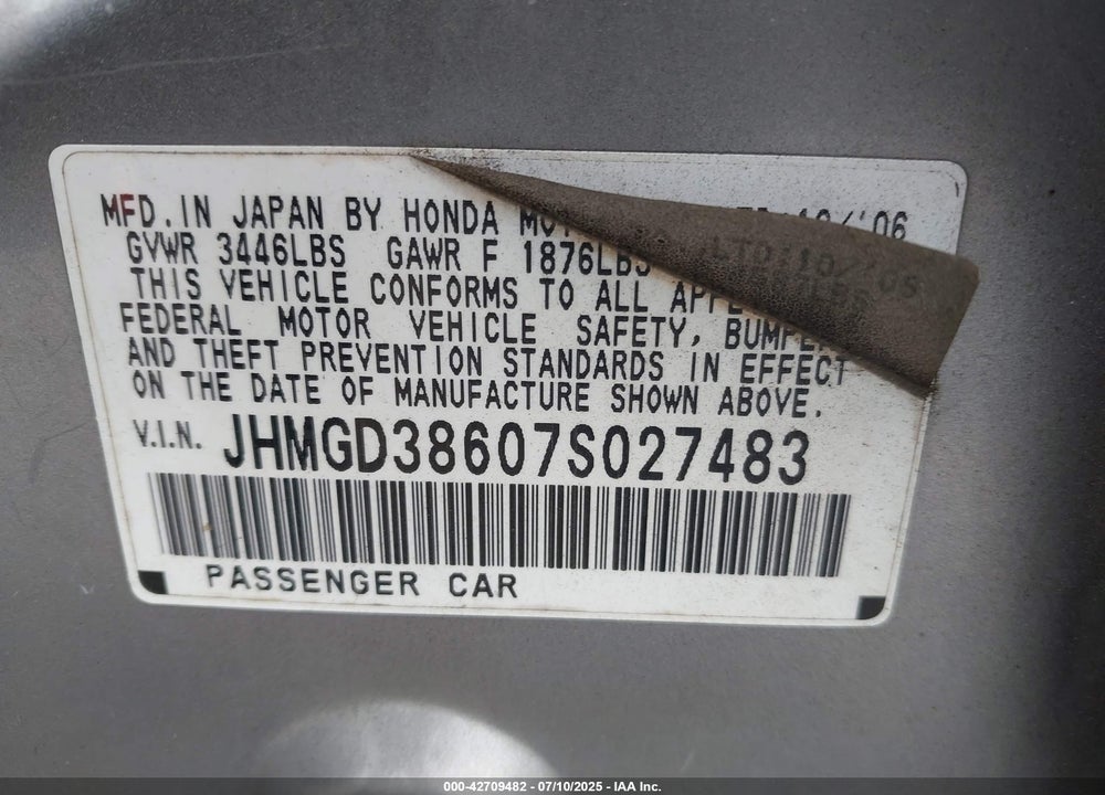 2007 HONDA FIT VIN: JHMGD38607S027483