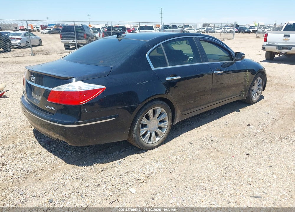 2009 HYUNDAI GENESIS VIN: KMHGC46E09U028897