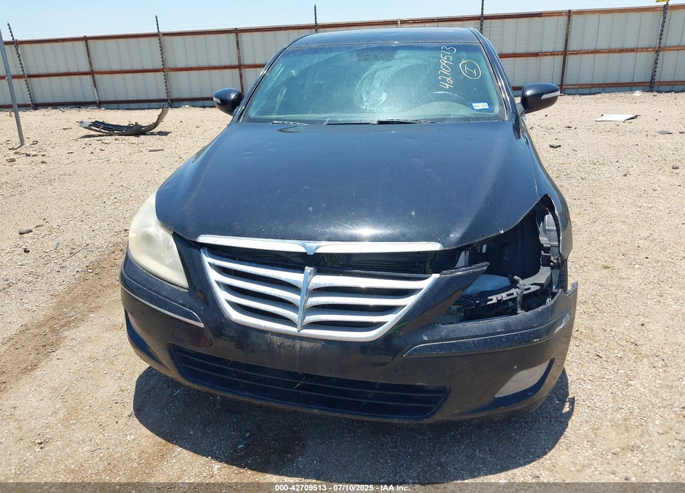 2009 HYUNDAI GENESIS VIN: KMHGC46E09U028897