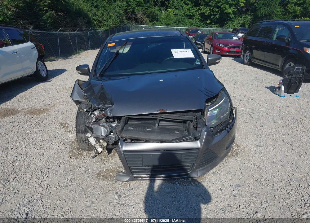 2013 FORD FOCUS VIN: 1FADP3K24DL370990