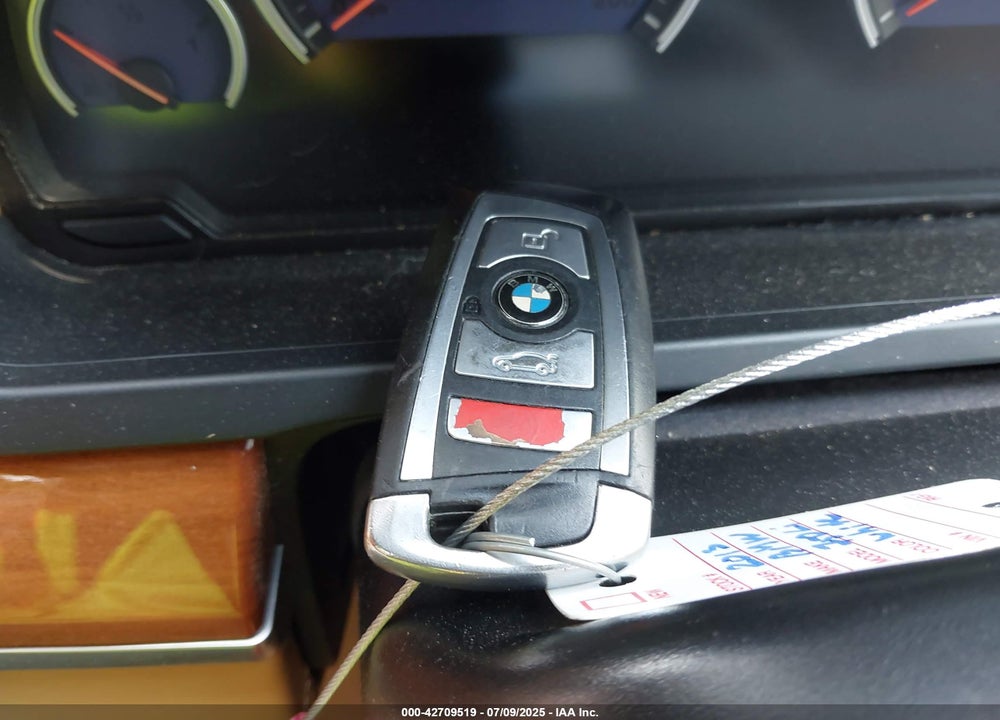 2013 BMW 750LI VIN: WBAYE8C55DDS16013