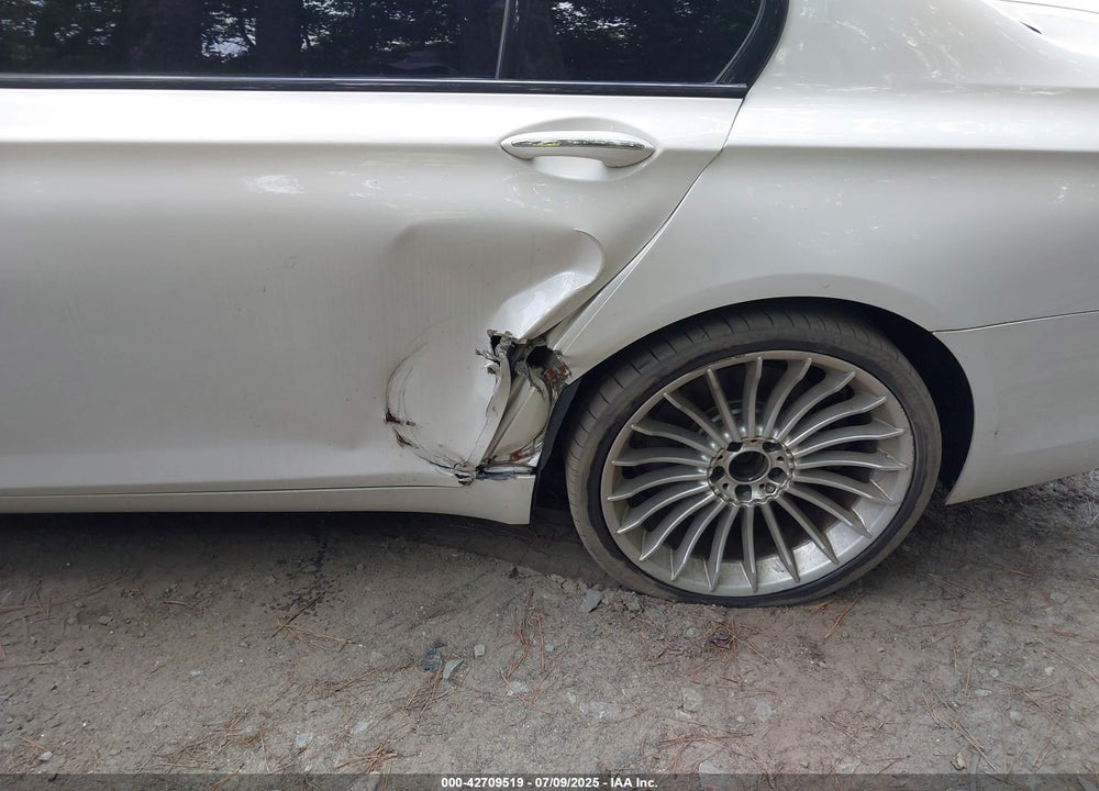 2013 BMW 750LI VIN: WBAYE8C55DDS16013
