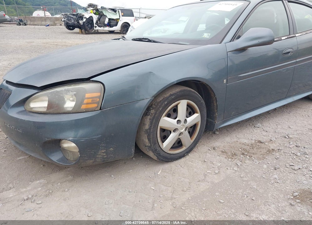 2007 PONTIAC GRAND PRIX VIN: 2G2WP552271214200