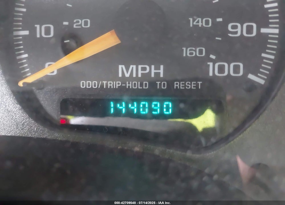 2000 CHEVROLET BLAZER LS VIN: 1GNDT13W6Y2108340
