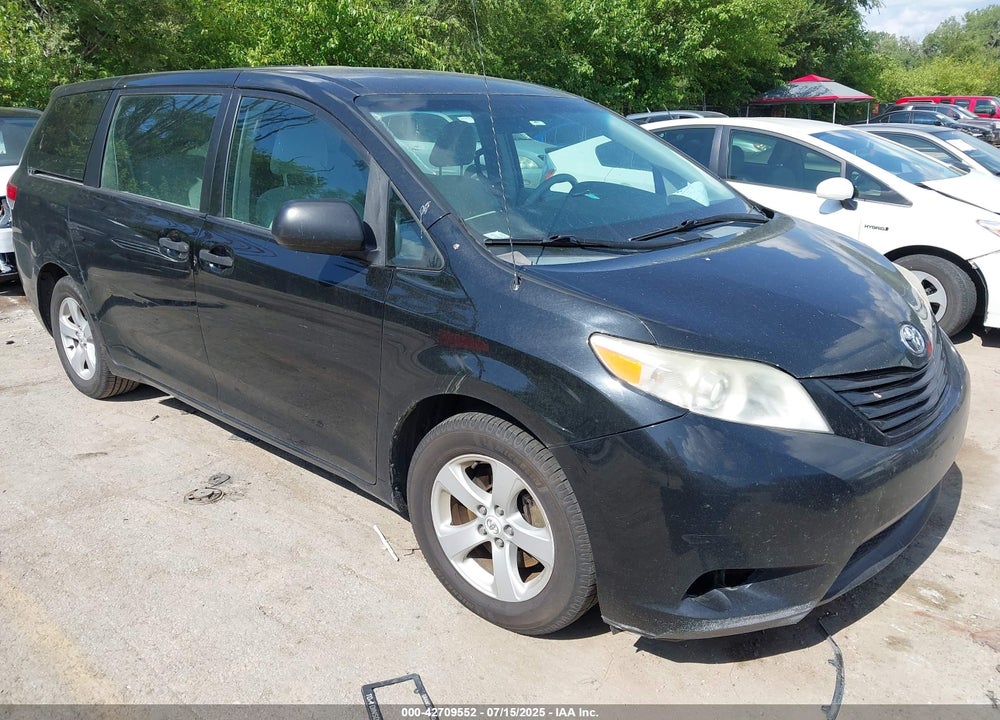 2011 TOYOTA SIENNA BASE V6 VIN: 5TDZK3DC4BS059334