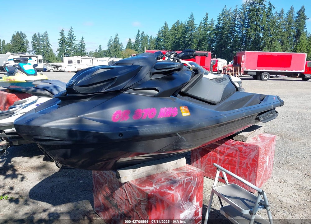 2023 SEADOO RXP VIN: YDV45838L223