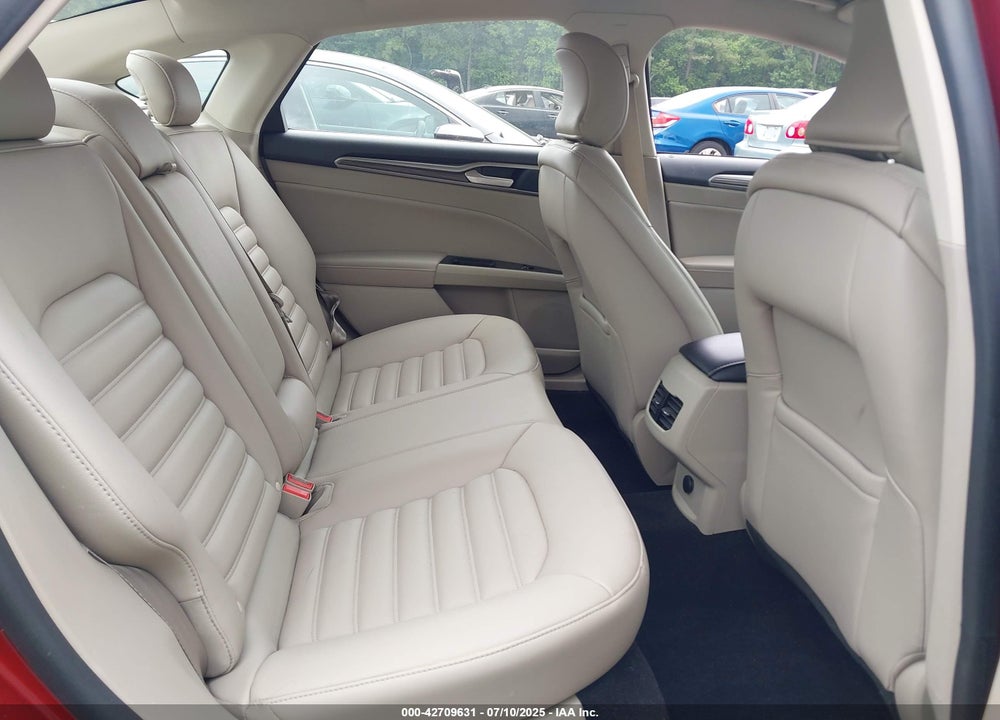 2019 FORD FUSION VIN: 3FA6P0CD0KR229193
