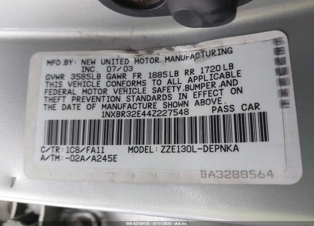 2004 TOYOTA COROLLA LE VIN: 1NXBR32E44Z227548