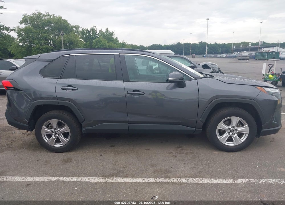 2022 TOYOTA RAV4 VIN: 2T3P1RFV3NW278641