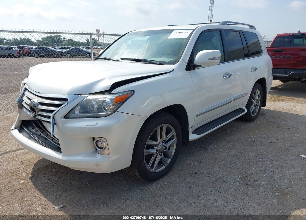 2015 LEXUS LX 570 VIN: JTJHY7AX4F4169601