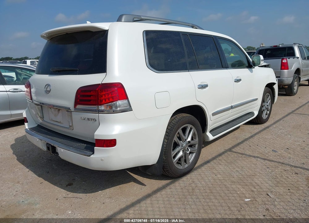 2015 LEXUS LX 570 VIN: JTJHY7AX4F4169601
