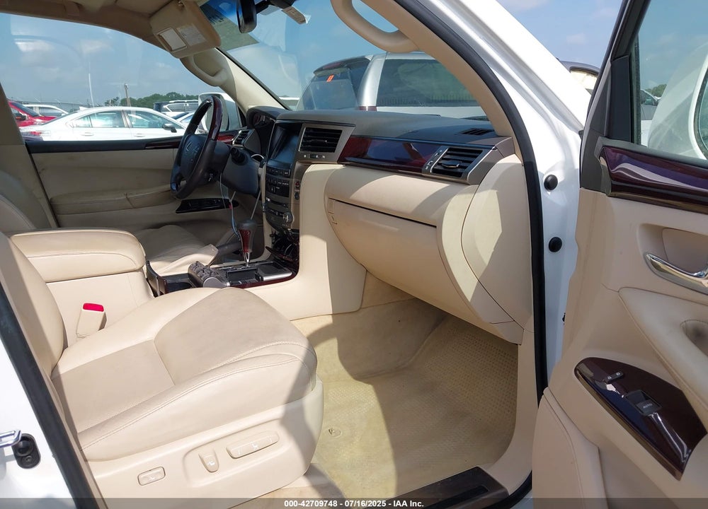 2015 LEXUS LX 570 VIN: JTJHY7AX4F4169601
