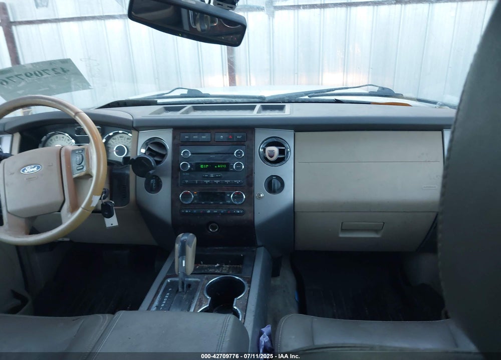 2011 FORD EXPEDITION VIN: 1FMJU1J57BEF00568