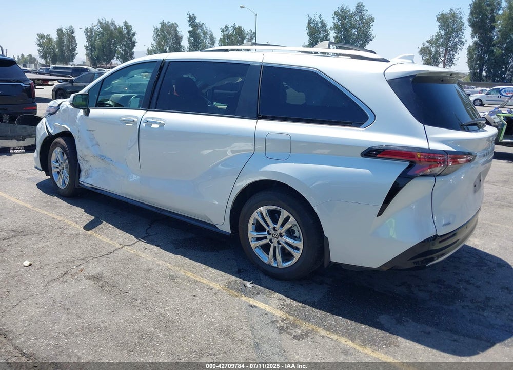 2022 TOYOTA SIENNA PLATINUM VIN: 5TDESKFC2NS060122