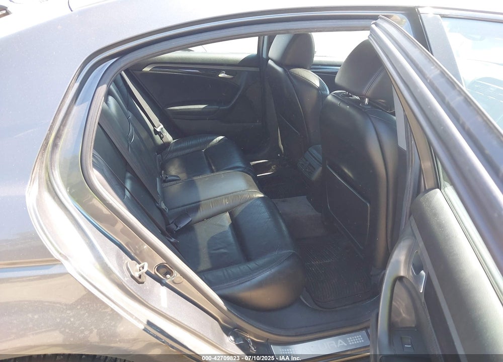 2005 ACURA TL VIN: 19UUA66215A000859