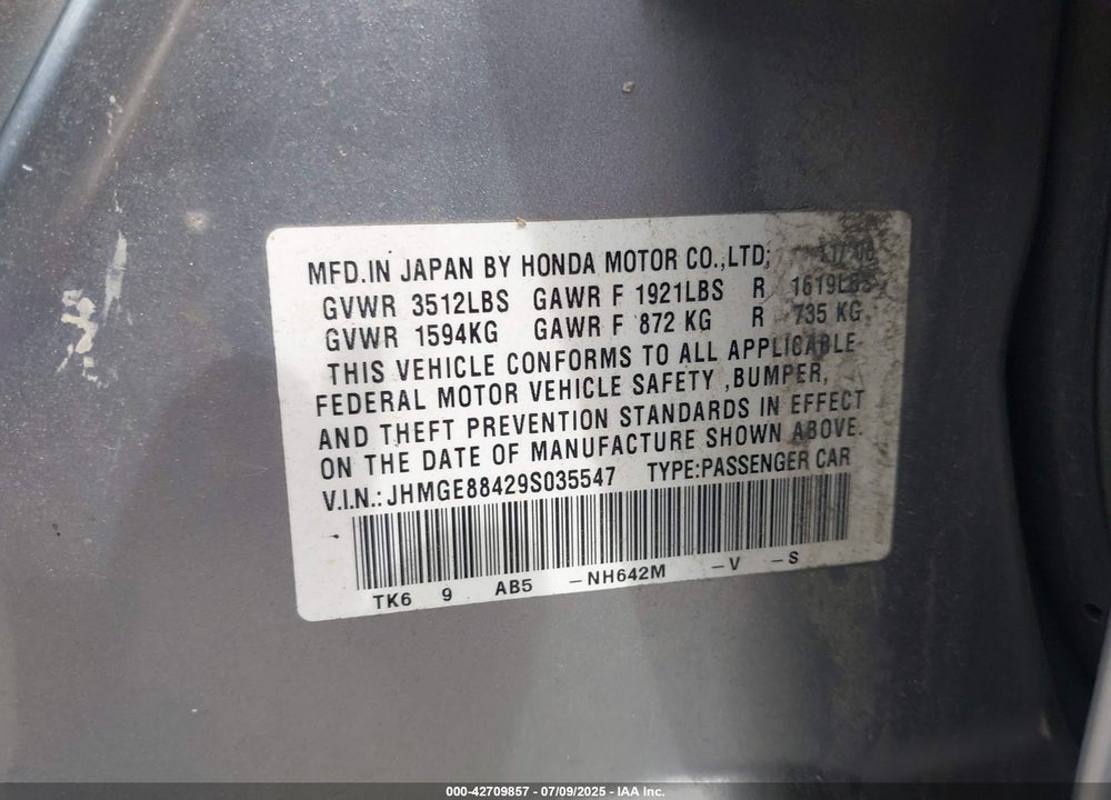 2009 HONDA FIT VIN: JHMGE88429S035547