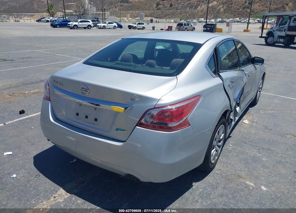 2013 NISSAN ALTIMA VIN: 1N4AL3AP9DN555424