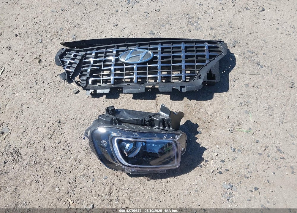 2025 HYUNDAI VENUE SEL/LIMITED VIN: KMHRC8A36SU392379