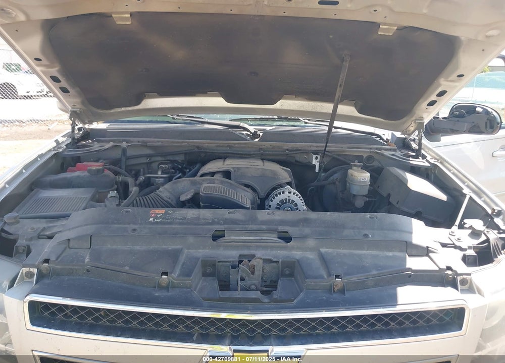 2012 CHEVROLET SUBURBAN 1500 VIN: 1GNSKJE70CR214816