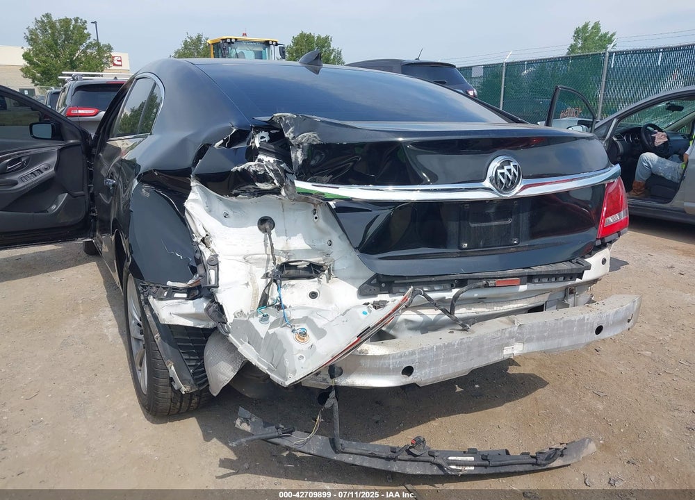 2016 BUICK LACROSSE VIN: 1G4GB5G37GF130933