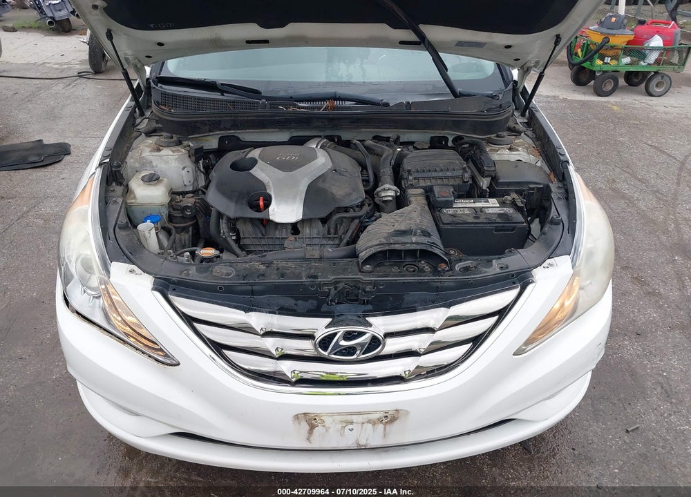 2011 HYUNDAI SONATA VIN: 5NPEC4AB8BH270989