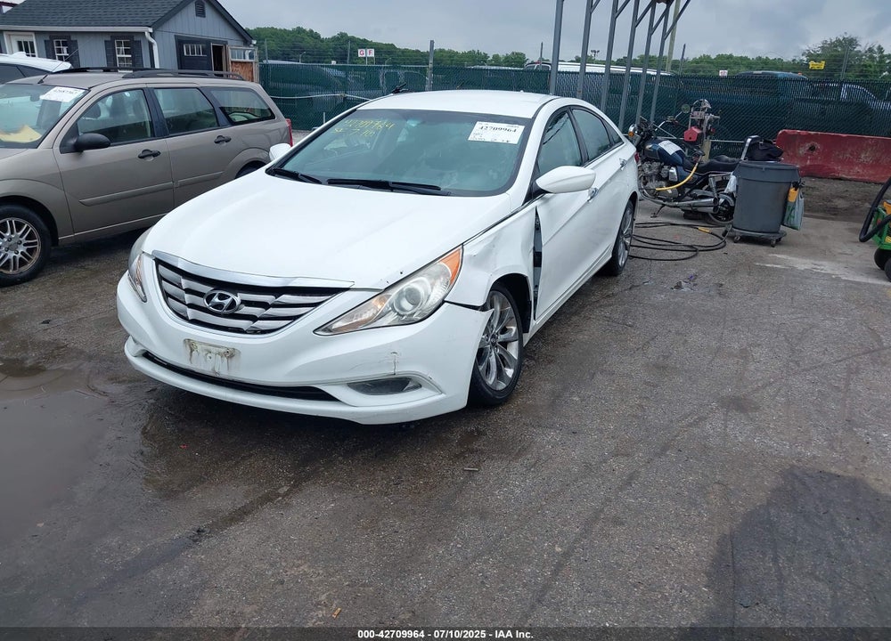 2011 HYUNDAI SONATA VIN: 5NPEC4AB8BH270989
