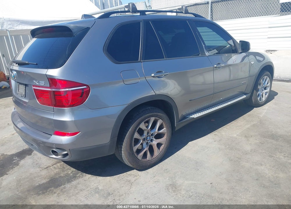 2011 BMW X5 VIN: 5UXZV4C52BL740754