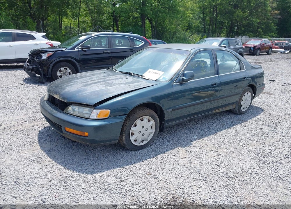 1997 HONDA ACCORD LX VIN: 1HGCD5632VA238452