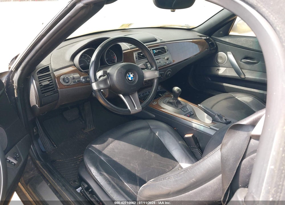 2003 BMW Z4 3.0I VIN: 4USBT53443LT24013