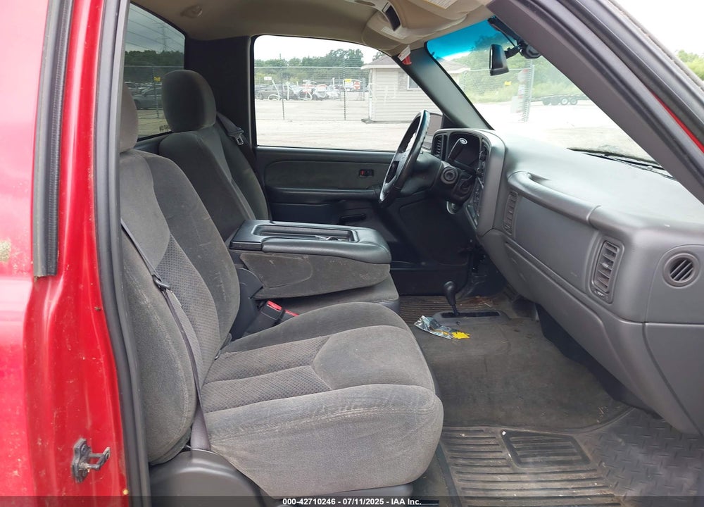 2003 CHEVROLET SILVERADO 1500 LS VIN: 1GCEK14V33Z198892