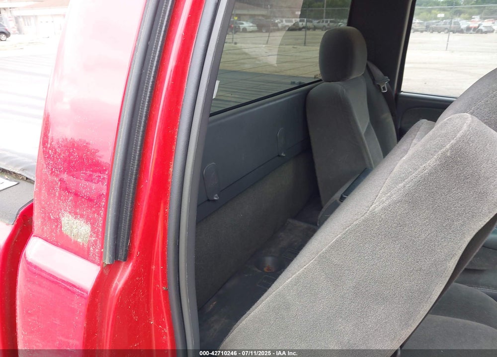 2003 CHEVROLET SILVERADO 1500 LS VIN: 1GCEK14V33Z198892