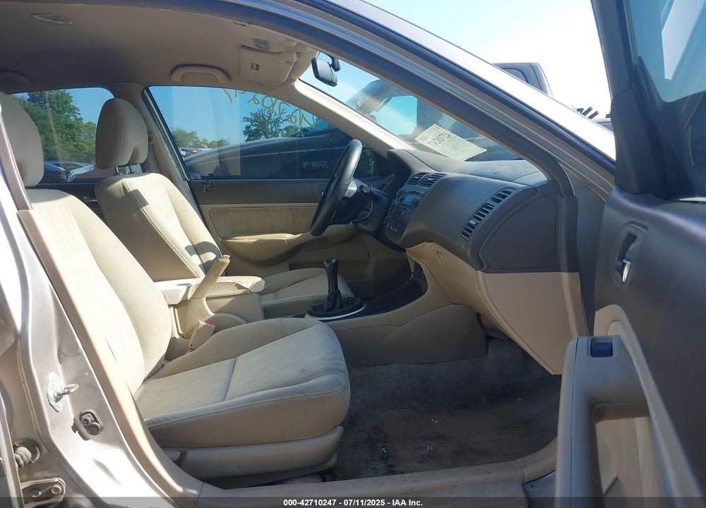 2003 HONDA CIVIC LX VIN: 1HGES15503L028735
