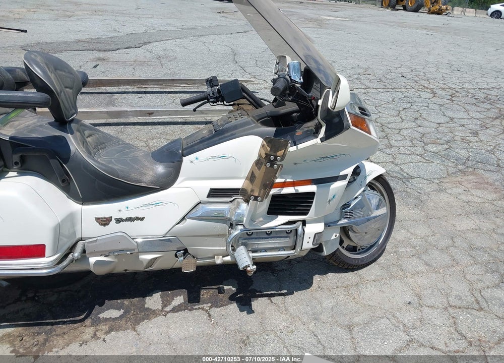 1997 HONDA GL1500 A/2 VIN: 1HFSC2206VA901518