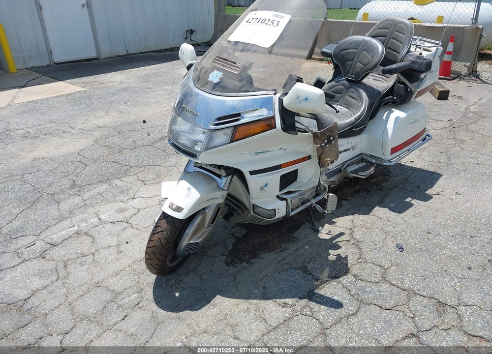 1997 HONDA GL1500 A/2 VIN: 1HFSC2206VA901518