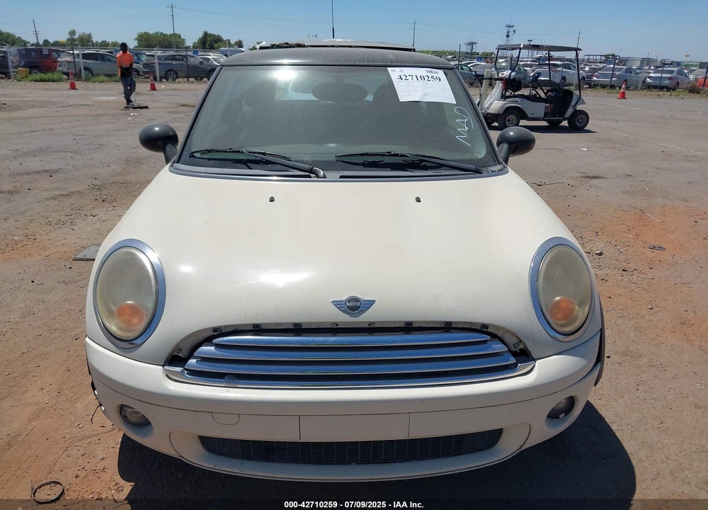 2010 MINI COOPER VIN: WMWMF3C51ATZ23464