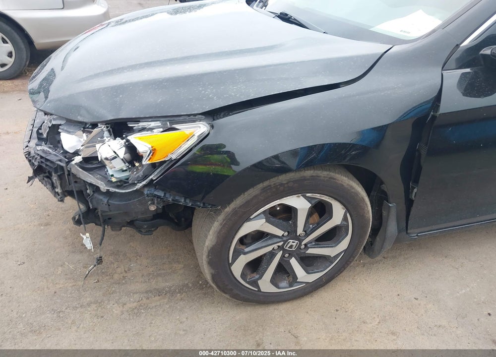 2017 HONDA ACCORD VIN: 1HGCR3F80HA035193