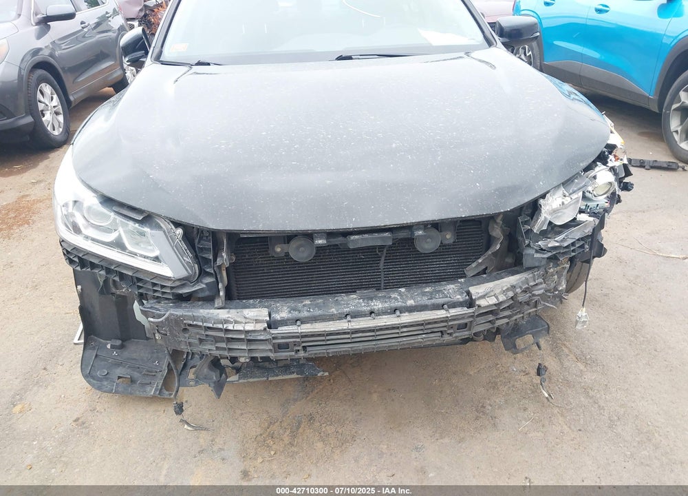 2017 HONDA ACCORD VIN: 1HGCR3F80HA035193
