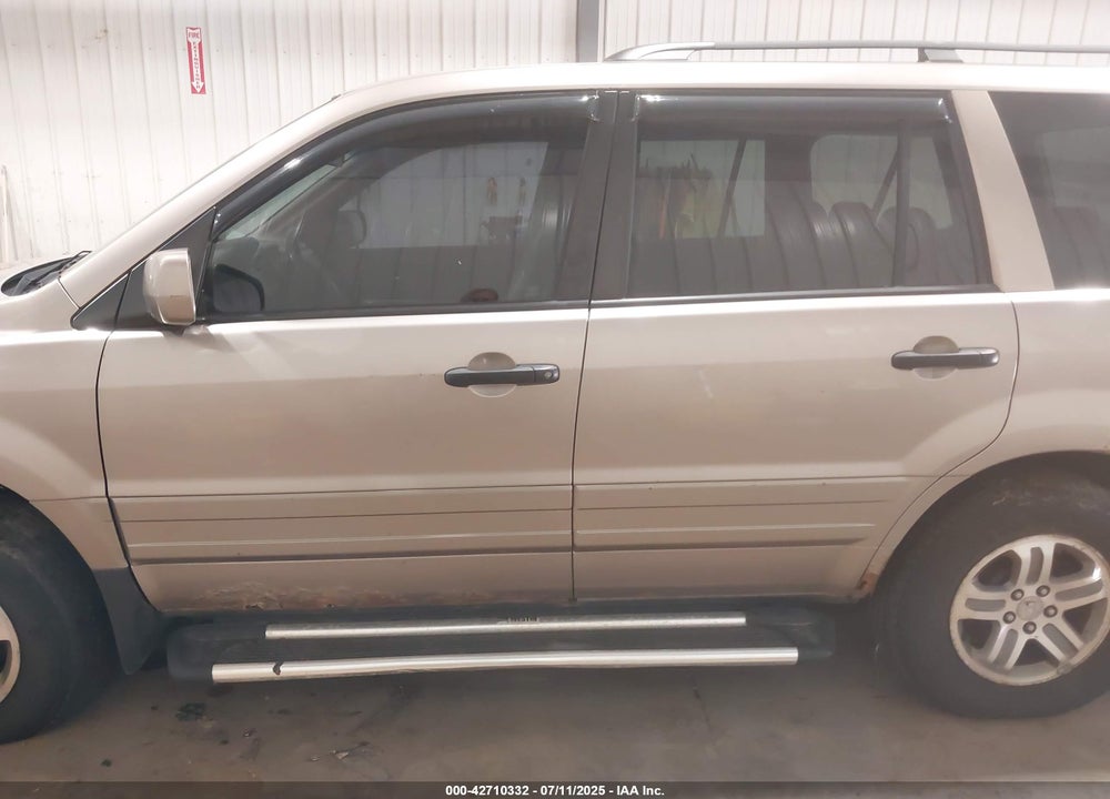 2004 HONDA PILOT EX-L VIN: 2HKYF18564H580791
