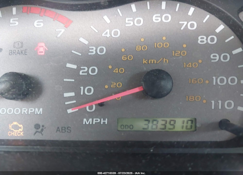 2001 TOYOTA SEQUOIA VIN: 5TDZT34A21S026133