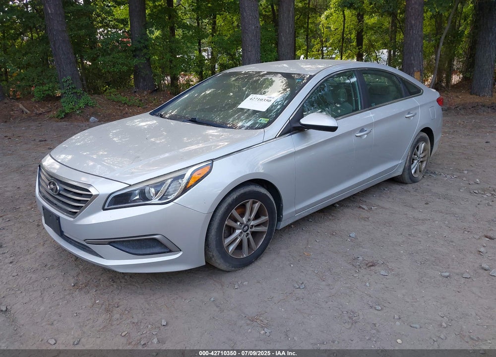 2016 HYUNDAI SONATA SE VIN: 5NPE24AF3GH326592