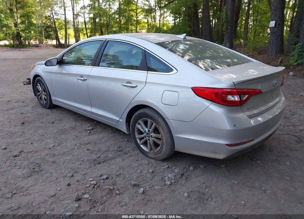 2016 HYUNDAI SONATA SE VIN: 5NPE24AF3GH326592