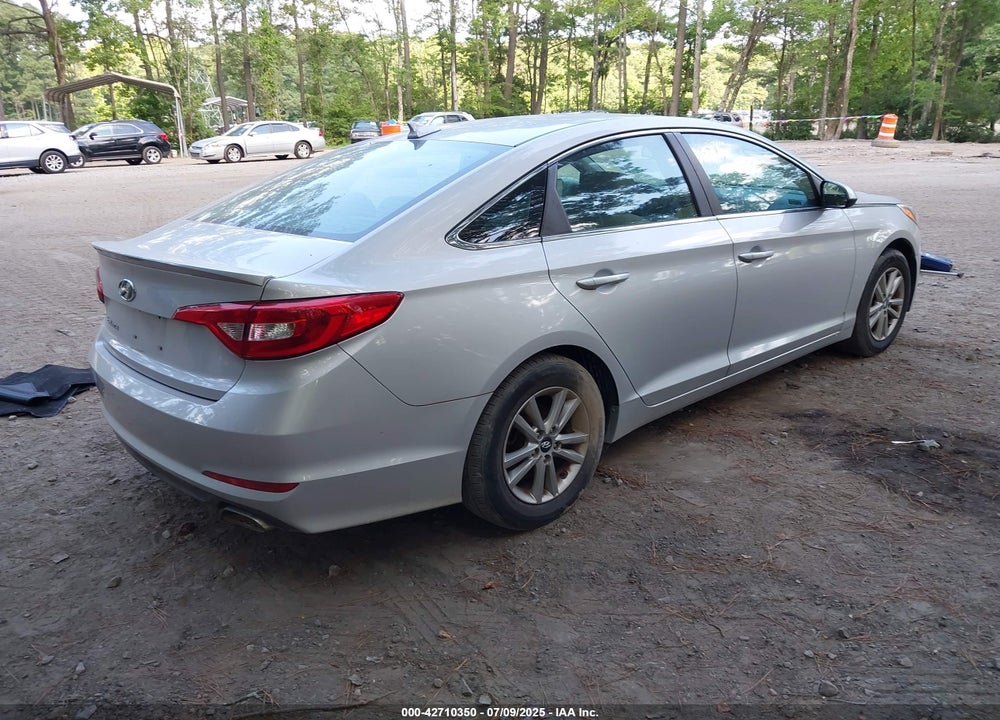 2016 HYUNDAI SONATA SE VIN: 5NPE24AF3GH326592