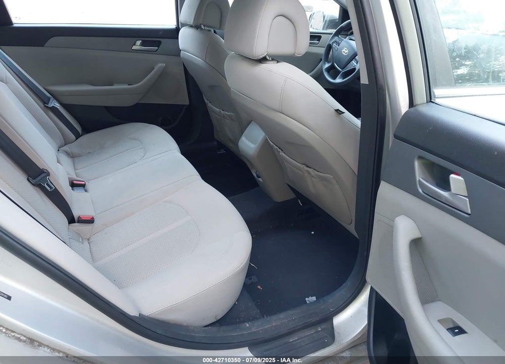 2016 HYUNDAI SONATA SE VIN: 5NPE24AF3GH326592