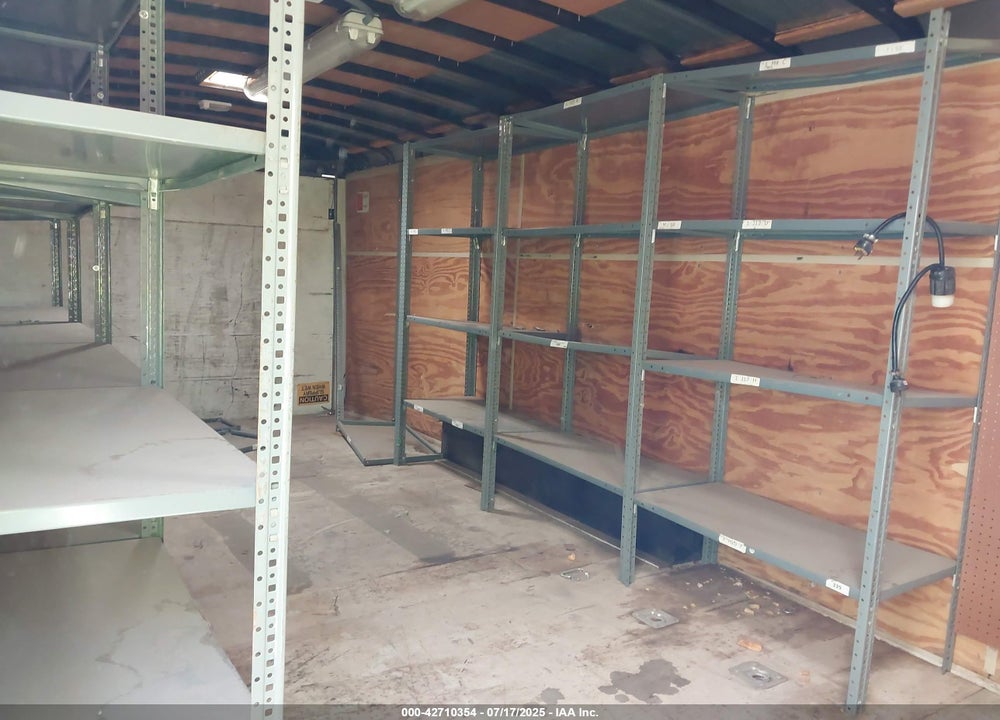2000 HAUL MARK IND TRAILER VIN: 16HGB2426YU021009