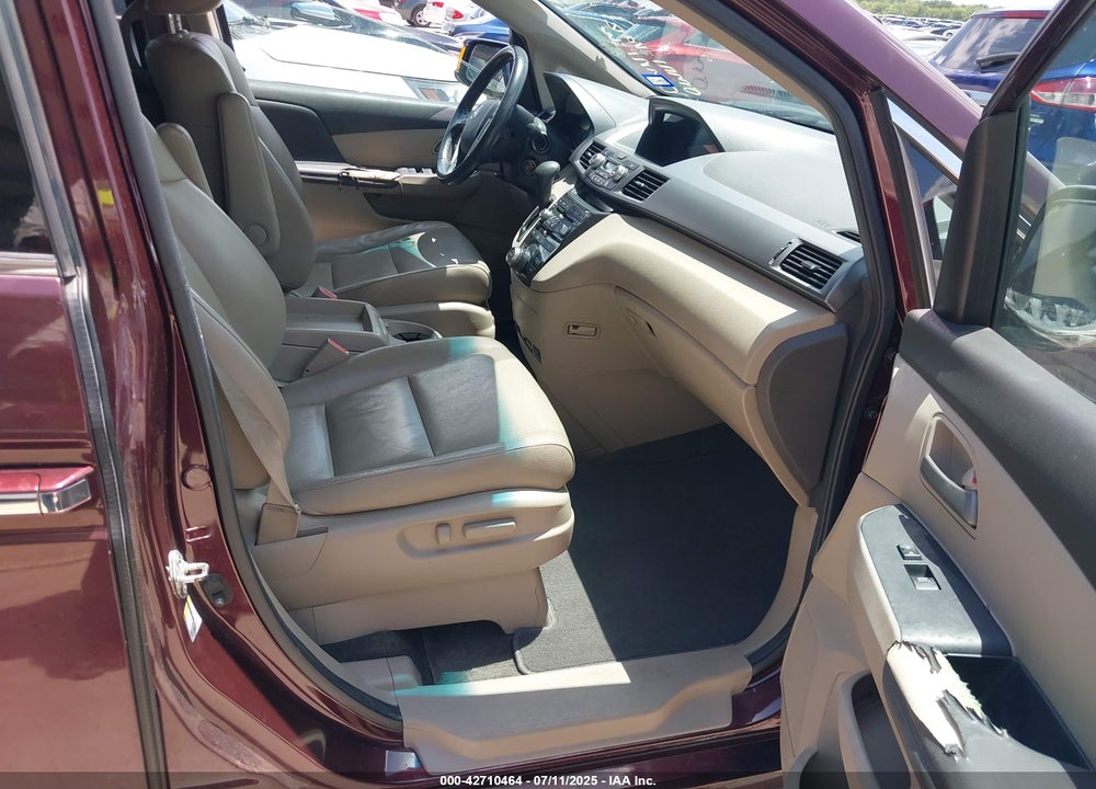 2011 HONDA ODYSSEY VIN: 5FNRL5H97BB067102