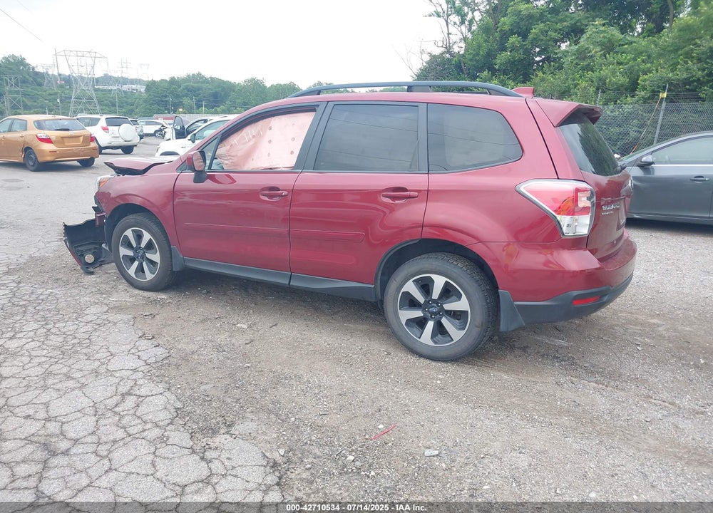 2018 SUBARU FORESTER VIN: JF2SJAEC9JH495107