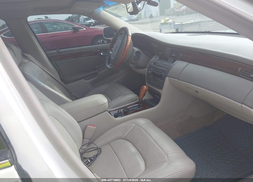 2005 CADILLAC DEVILLE DTS VIN: 1G6KF57995U125753