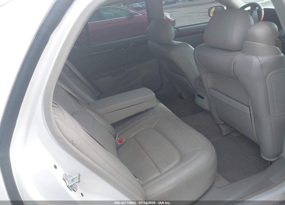 2005 CADILLAC DEVILLE DTS VIN: 1G6KF57995U125753