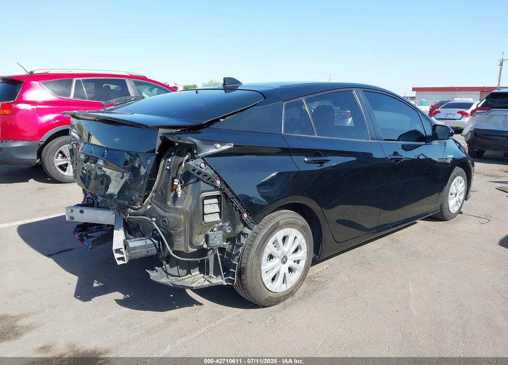2021 TOYOTA PRIUS VIN: JTDKAMFU4M3148468